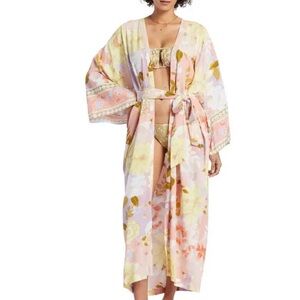 Billabong Head Over Hells Cover Up / Pastel Floral Wrap